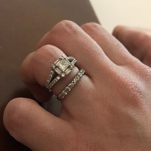 Engagement Ring and Wedding Band Set